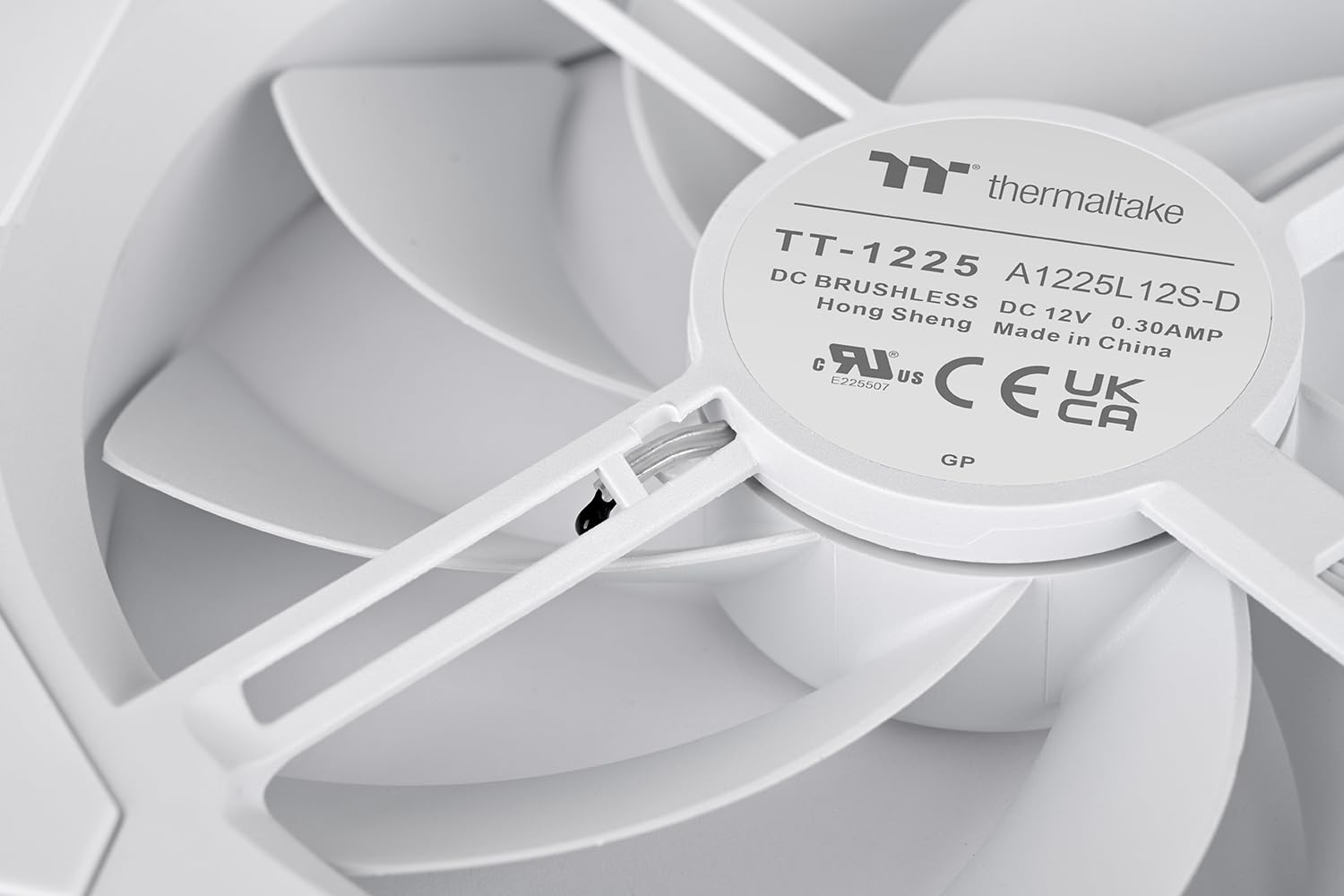 thermaltake-ts120-ex-rgb-white-3er-pack-mit-temperatursensor image 8