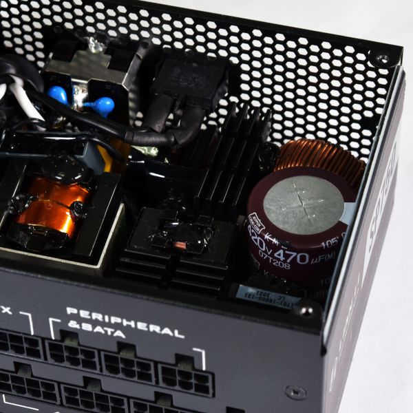 lian-li-sp750-750w-sfx-netzteil-80-plus-gold image 2