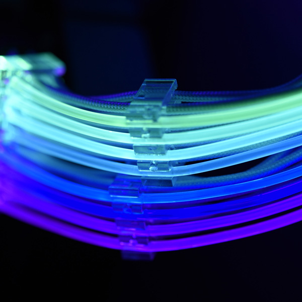 lian-li-strimer-8-pin-rgb-erweiterungskabel image 4