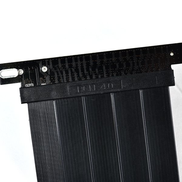lian-li-pw-pci-420-pci-e-4-0-x16-riser-kabel-200-mm-schwarz image 3