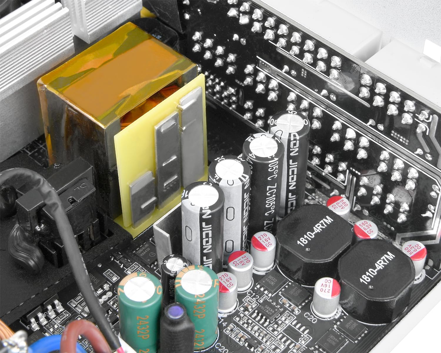 thermaltake-toughpower-gt-snow-1000w-atx-3-1-pcie-5-1-80-plus-gold-vollmodular-n image 8