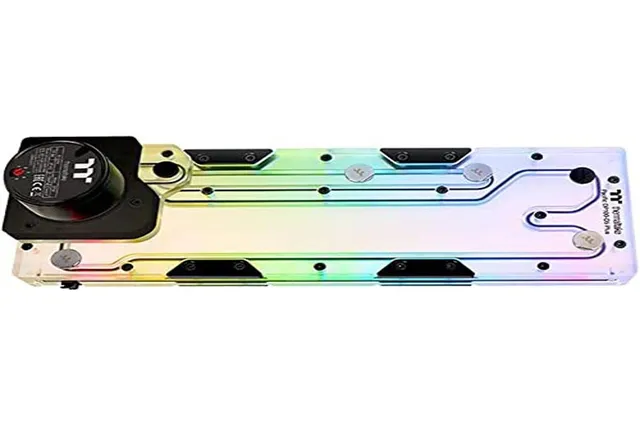 thermaltake-pacific-dp100-d5-plus-distro-plate-mit-d5-pumpe-und-rgb image 1