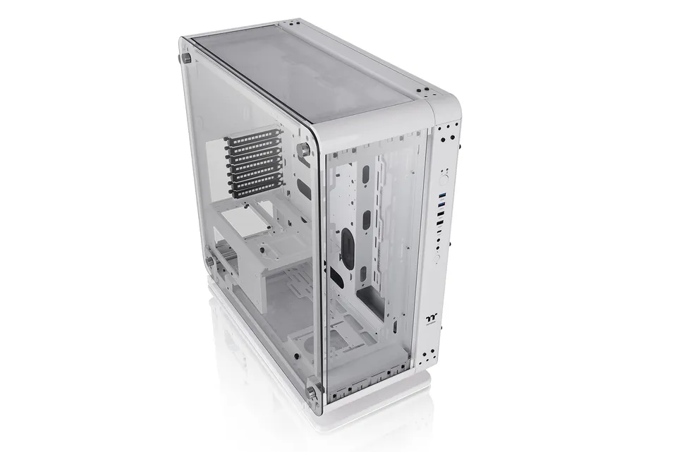 thermaltake-core-p6-tg-snow-mid-tower-atx-glas-geh-use-wei image 1