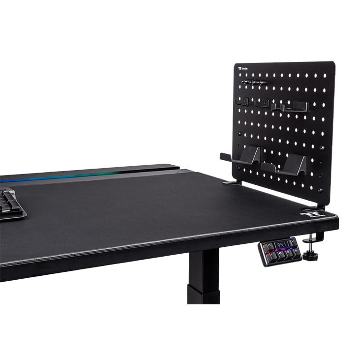 thermaltake-gea-gaming-desk-pegboard-medium-schwarz-stahl-lochplatte-mit-zubeh-r image 5